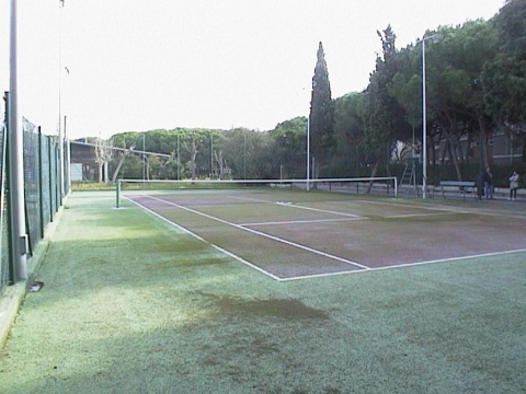 Pistas de tenis de los apartamentos TORREON de Gavà Mar